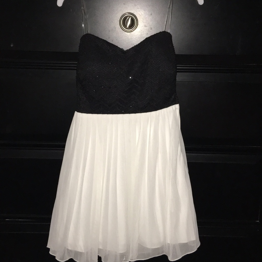 Short flowy dress